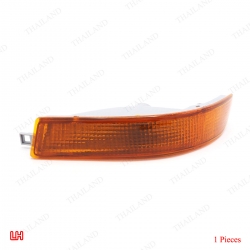 ไฟหรี่ ไฟหรี่ในกันชน+ขั้ว ข้างซ้าย 1 ชิ้น สีส้ม สำหรับ Toyota AE100 EE110 ปี 1991-1999